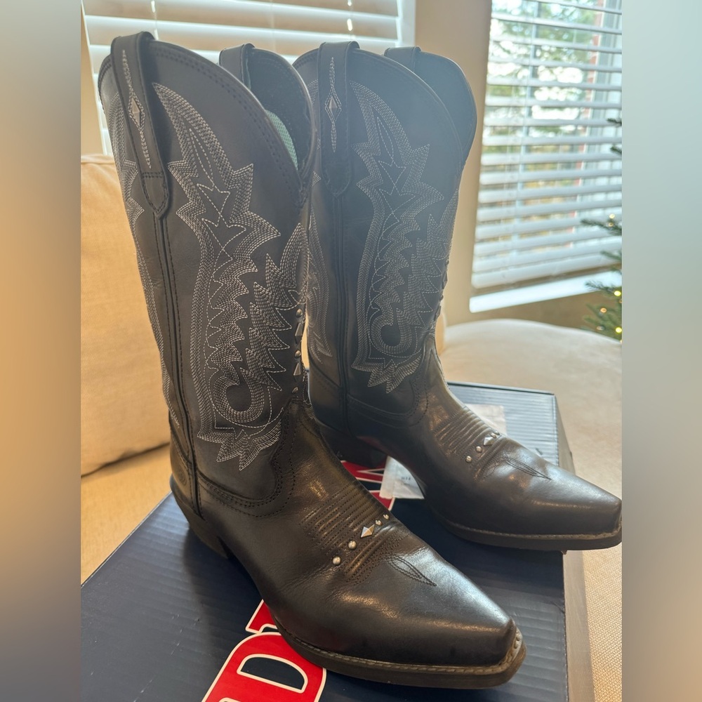 Durango Black Western Boots with White Stitching size 8